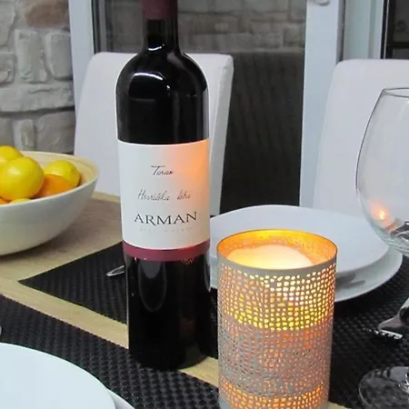 Nema * Novi Vinodolski